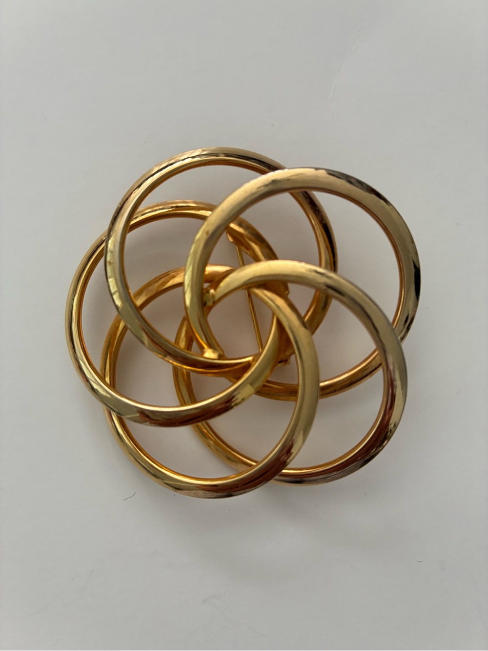 Gold Tone Interlocking Circle Brooch - Women's Jewelry